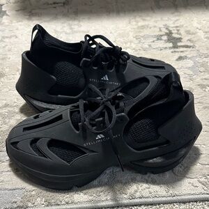 Stella McCartney X Adidas - Black Athletic Sneakers